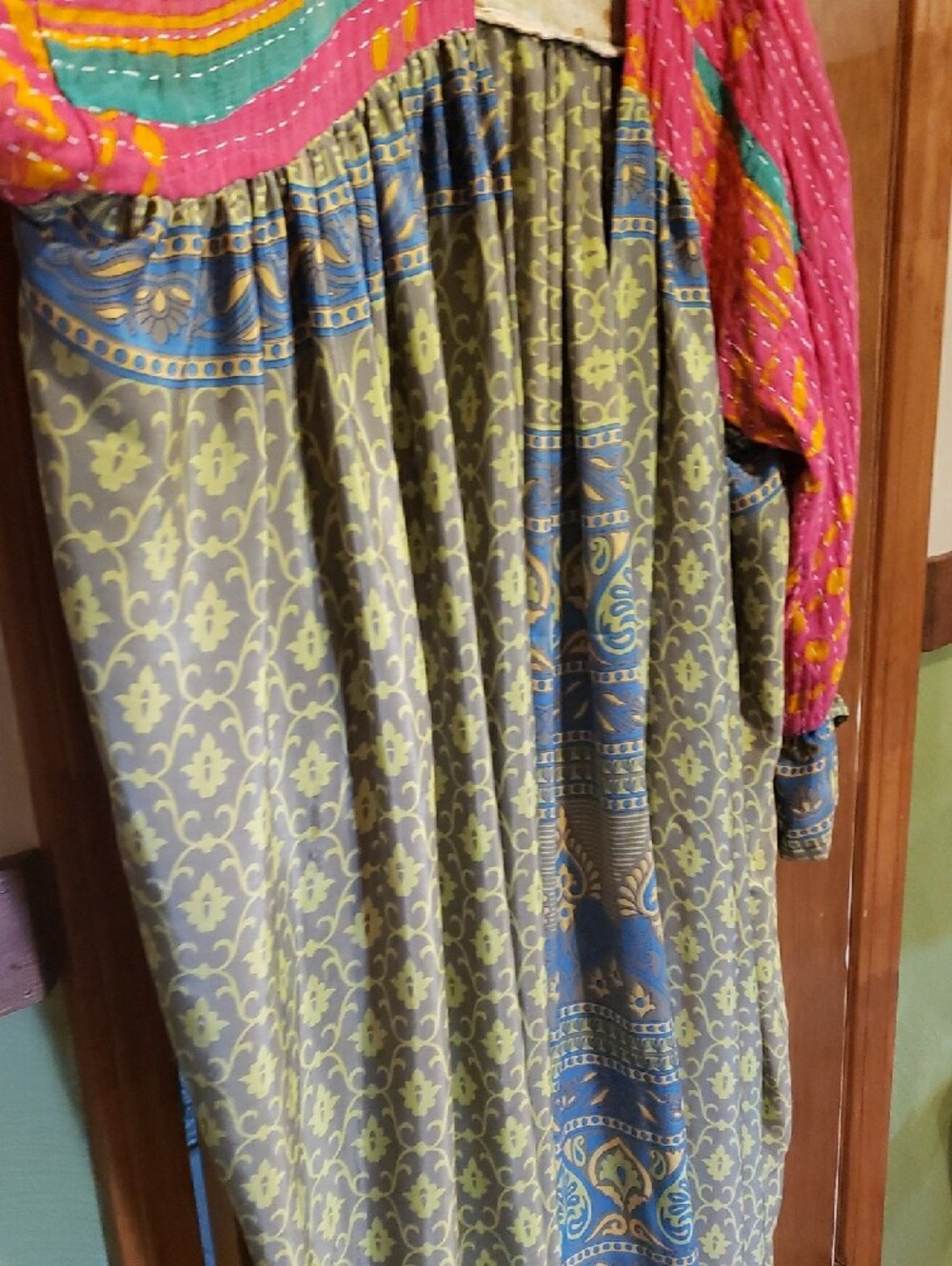 Cotton & Silk Boho Mixed-Print Robe/Duster With Balloon Sleeves. STUNNER! - Picture 6 of 9